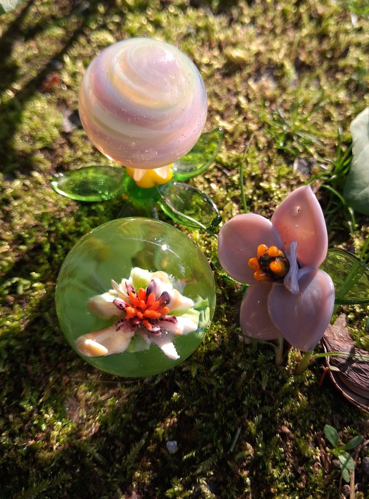 Contemporary Hand Made Art Glass Marbles Spring Fling .98 + .85 Stand and scrap