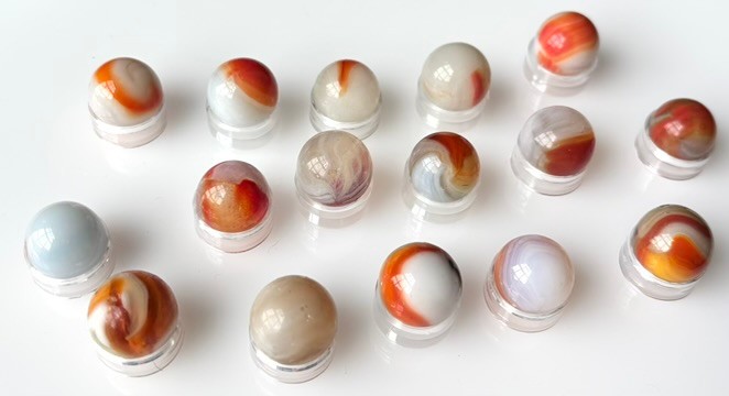 16 VTG Glass Marbles Swirls Red-Orange Carmel Purple 1 w/Bubbles .58″-62″ Lot 23