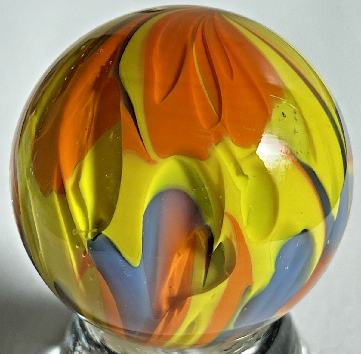VTG 2003 STEVE DAVIS MARBLE SIGNED HANDMADE GLASS ART 1.48 MELTED CRAYOLA CRAYON