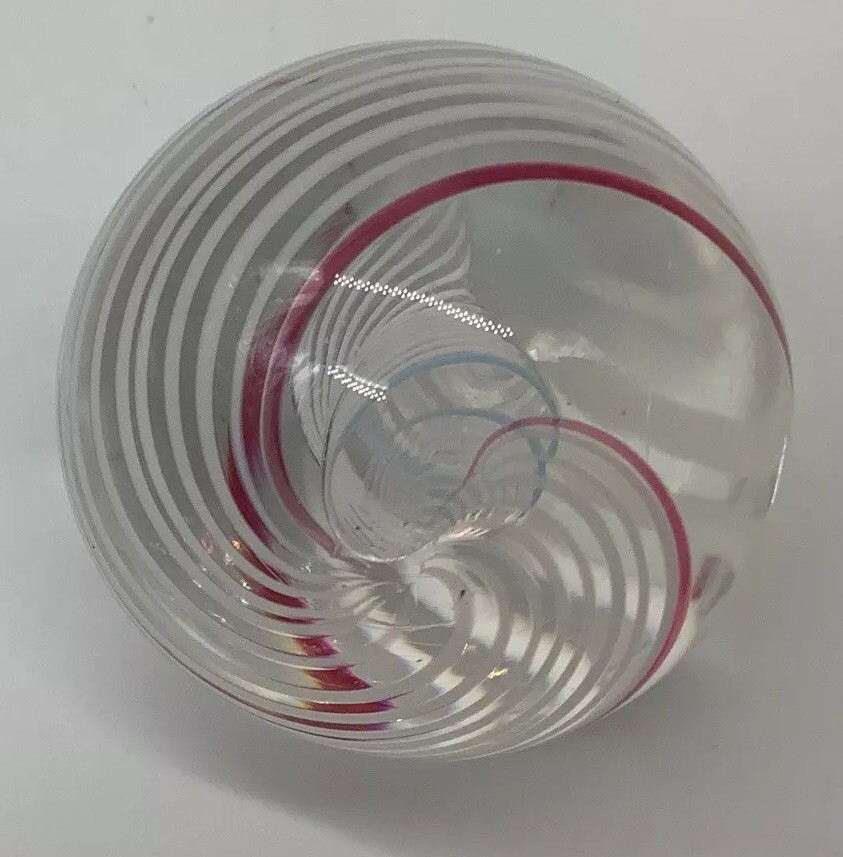 ART HANDMADE GLASS MARBLE 1 3/8″ DIVIDED RIBBON Latticino Swirl Paperweight
