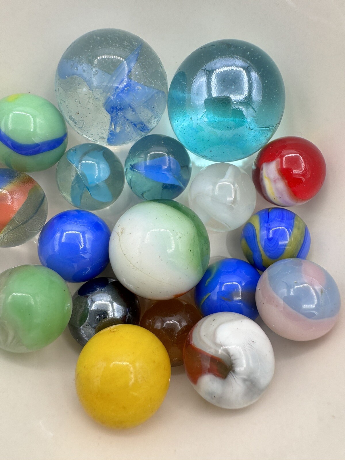 Vintage Marble Lot Of MARBLES UV Reactive Cadmium Uranium Lot #44