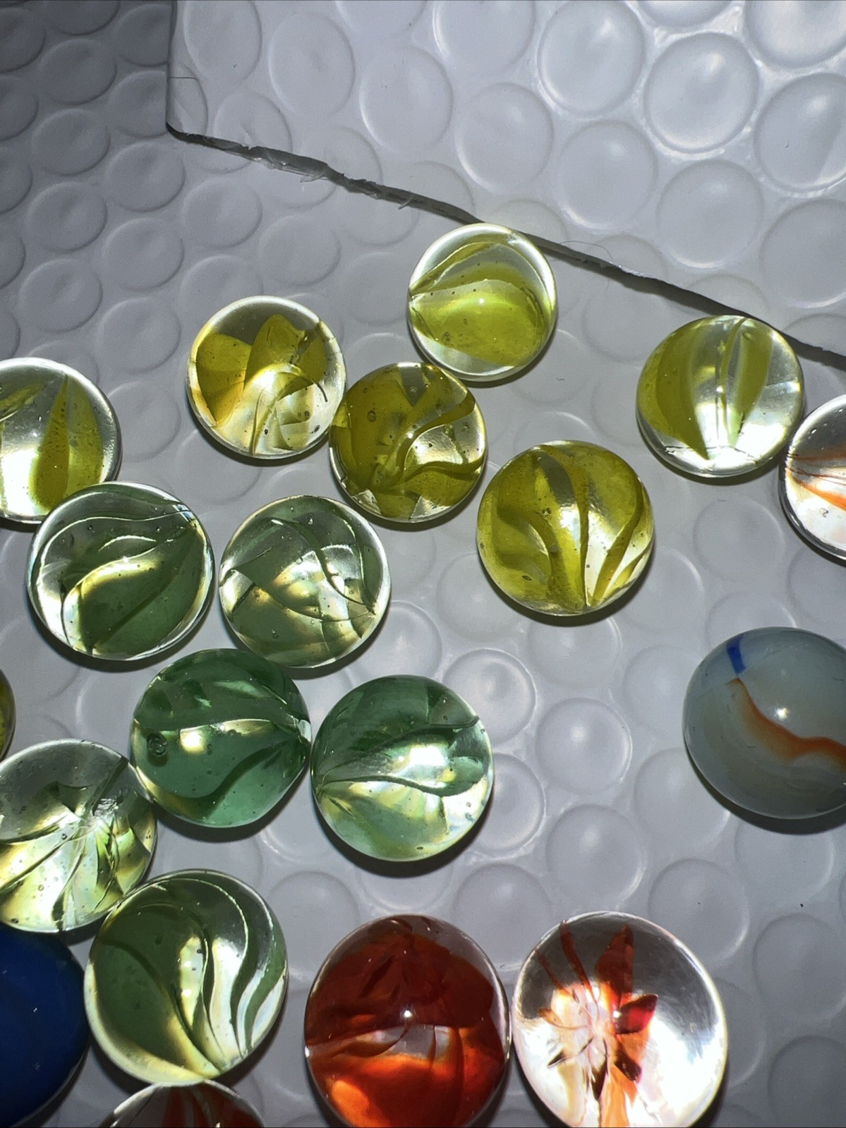 Lot of 43 Antique Vintage Marbles Opaque Swirl Shooter Agate Marble Cats Eye