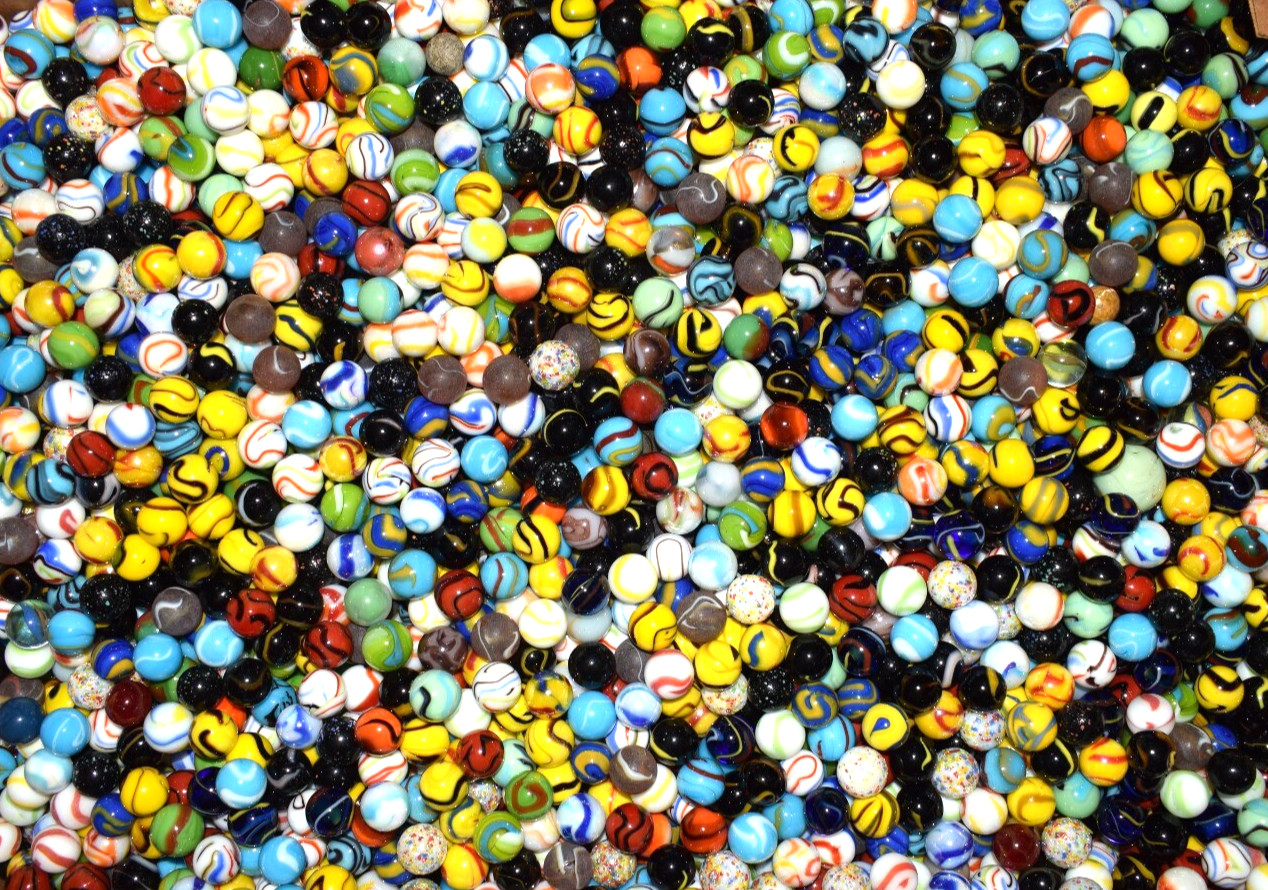 Lot of 24 Vacor Multi-Color Bright Mixed Swirl Marbles Size .625″=5/8″ Mint