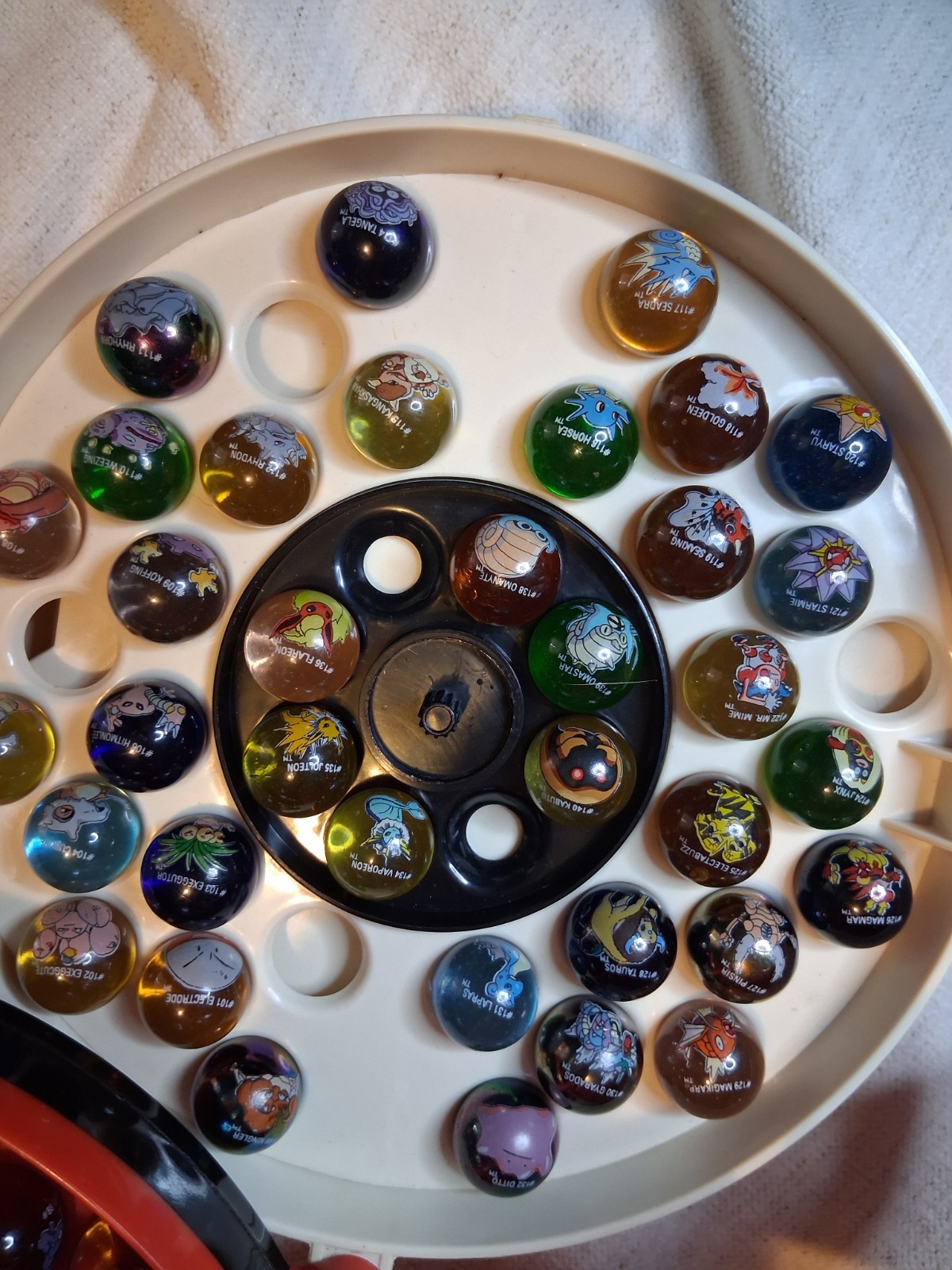 Pokémon Vintage 1999 Glass Character Marbles Set Of 125 w/ Poké Ball Carry Case