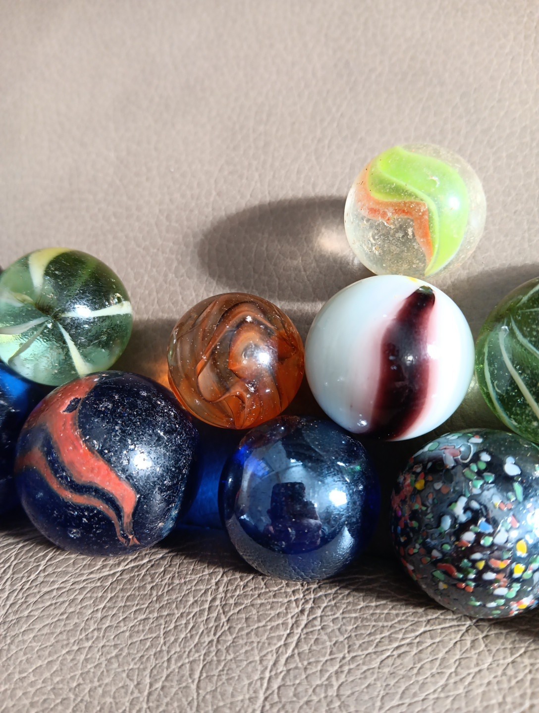 Lot Of 30 Marbles Medium Size Steelie Milky Way Cats Eyes Confetti Ribbon