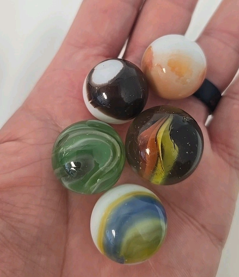 Vintage Marbles Mixed Lot 4 Pounds Mixed Lot Some Large. SEE PICTURES. AS IS