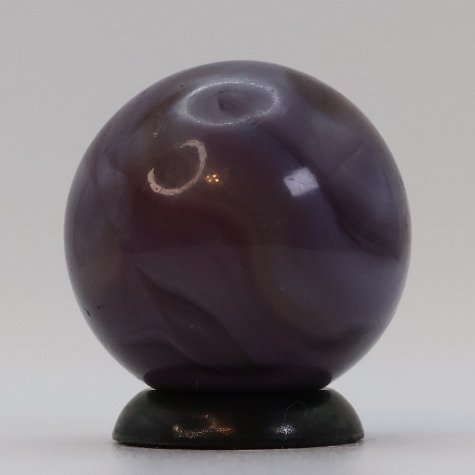 3/4″ Purple Swirl Marble, translucent base NM