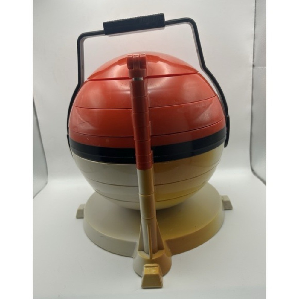 Vintage 1999 Pokemon Collector Marbles Pokeball Carrying Case & Marbles