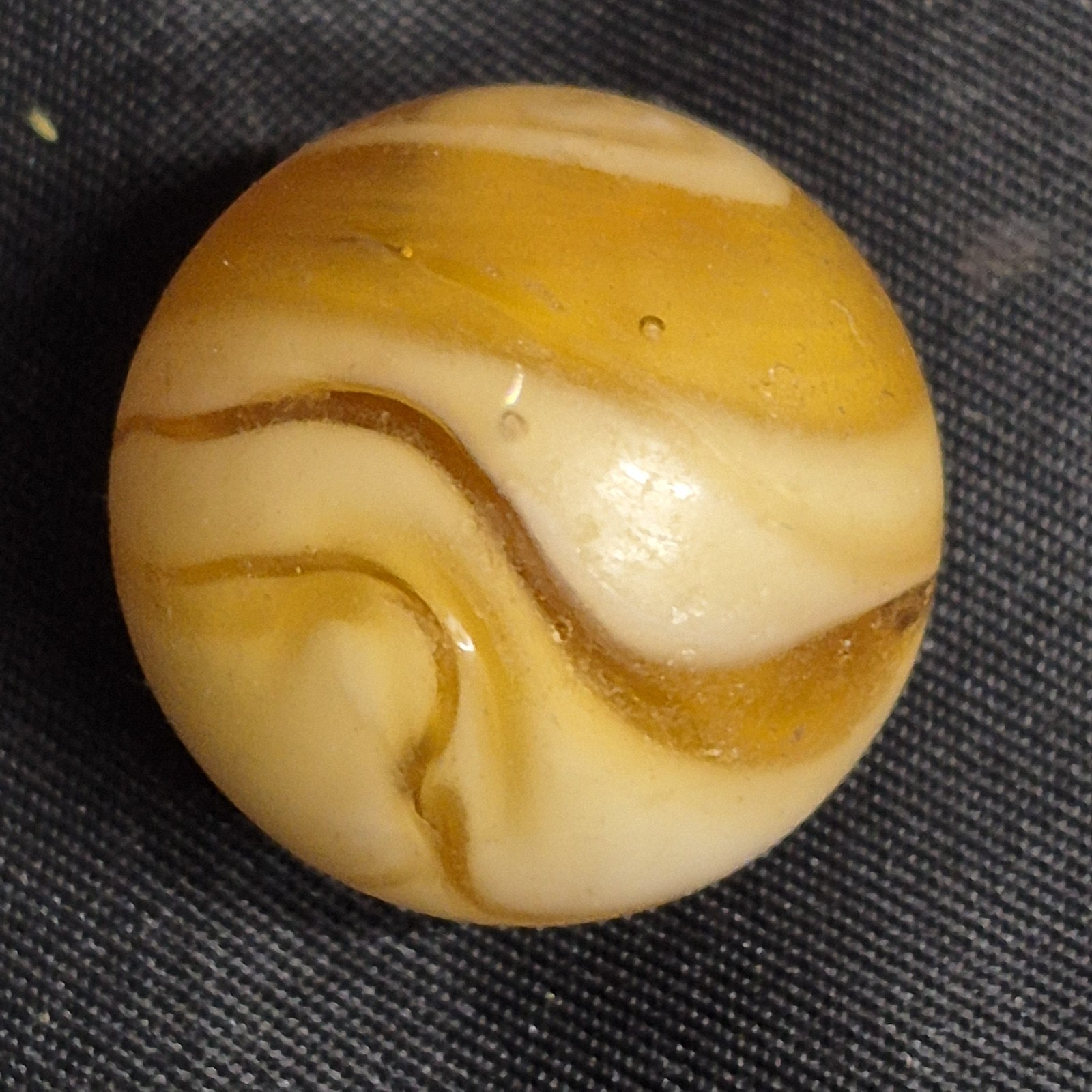 Vintage Amber White Slag Swirl Glass Marble 0.78″ Shooter Akro Agate Alley CAC