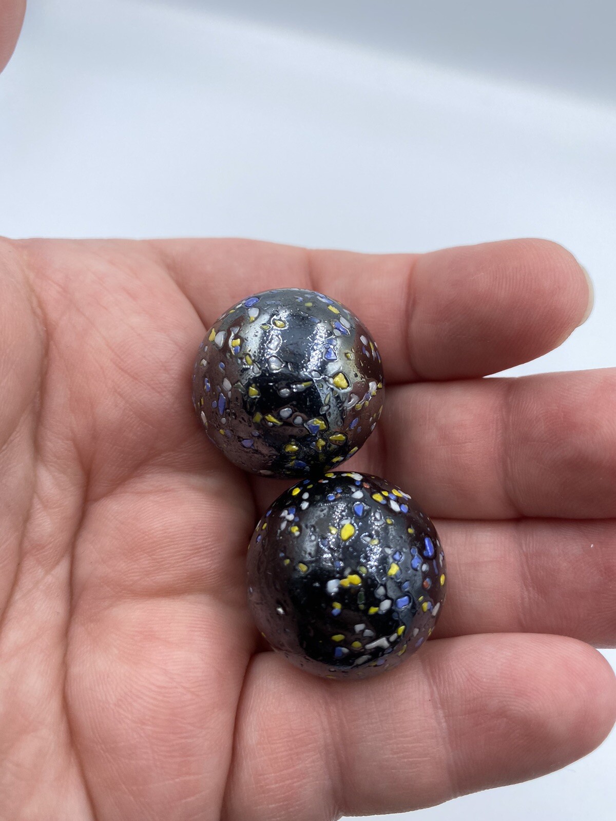 Confetti Marbles 2 med large lot Black with paint specks