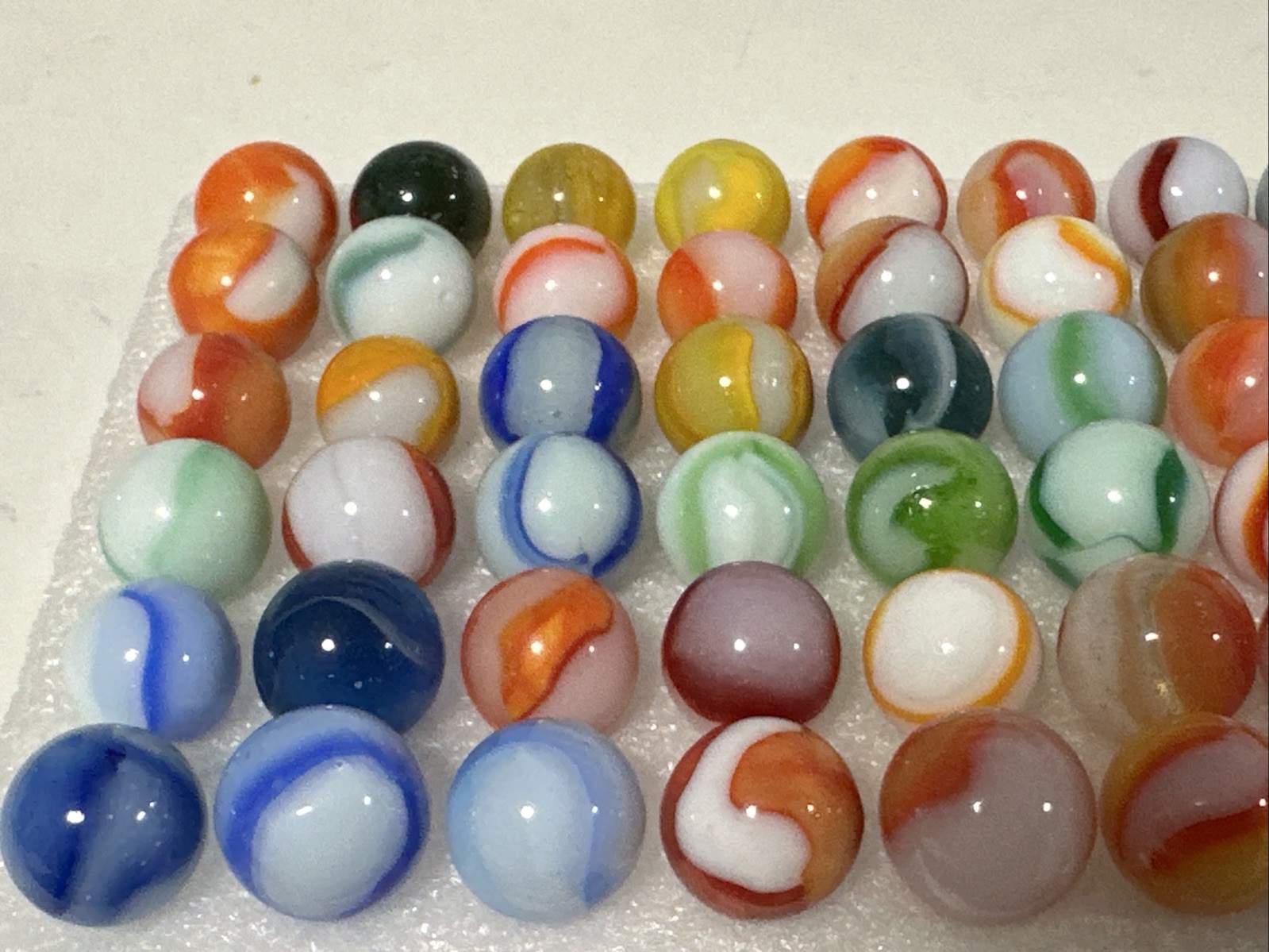 419 Mixed Lot Of 60 Vintage Peltier Rainbo Marbles!