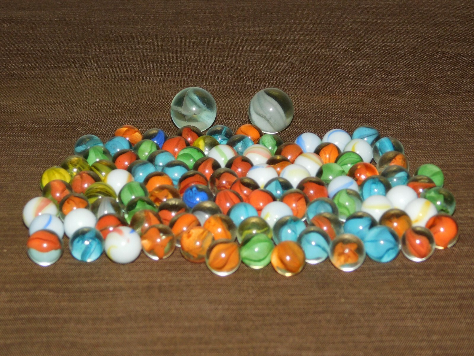 VINTAGE TOY 101 OLD MARBLES LOT
