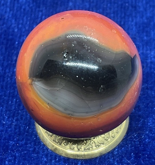 A Vintage Marble King Shooter Marble. It Measures .99 Inch, In Good Condition.