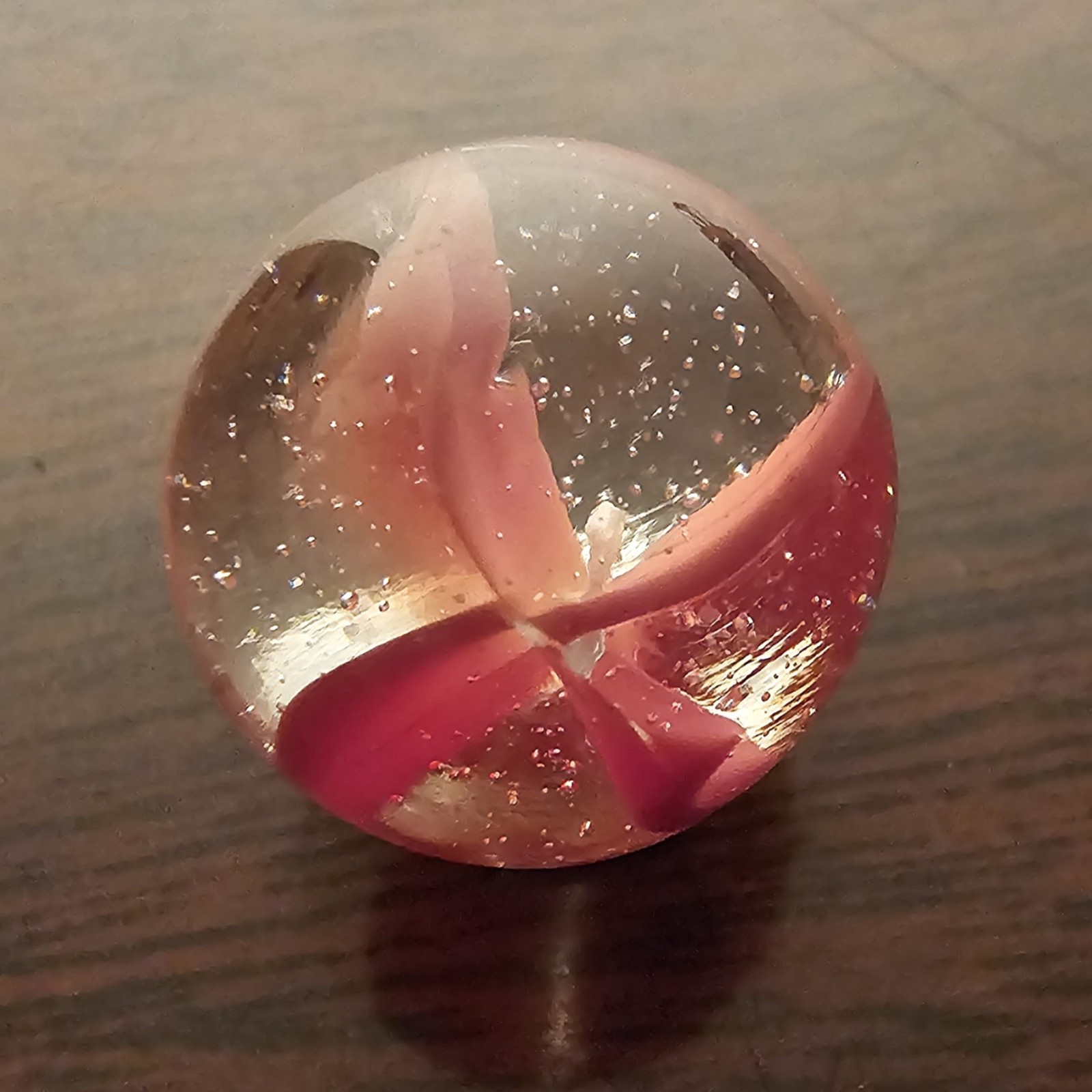 Vintage C. E. Bogard Rose 4 Lobe Hybrid Cats Eye .625 Glass Marble w Inclusion