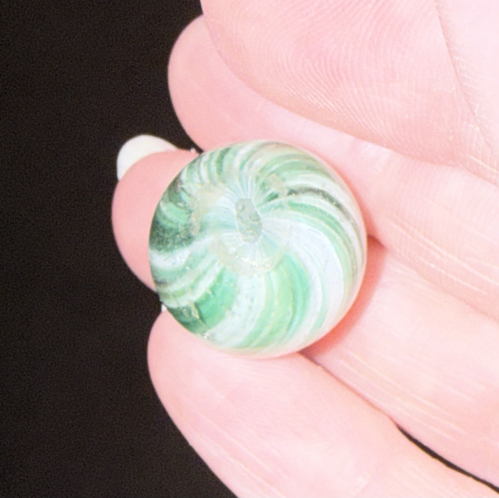 Antique German Handmade Onionskin Glass Marble Green Swirl 5/8” Ground Pontil