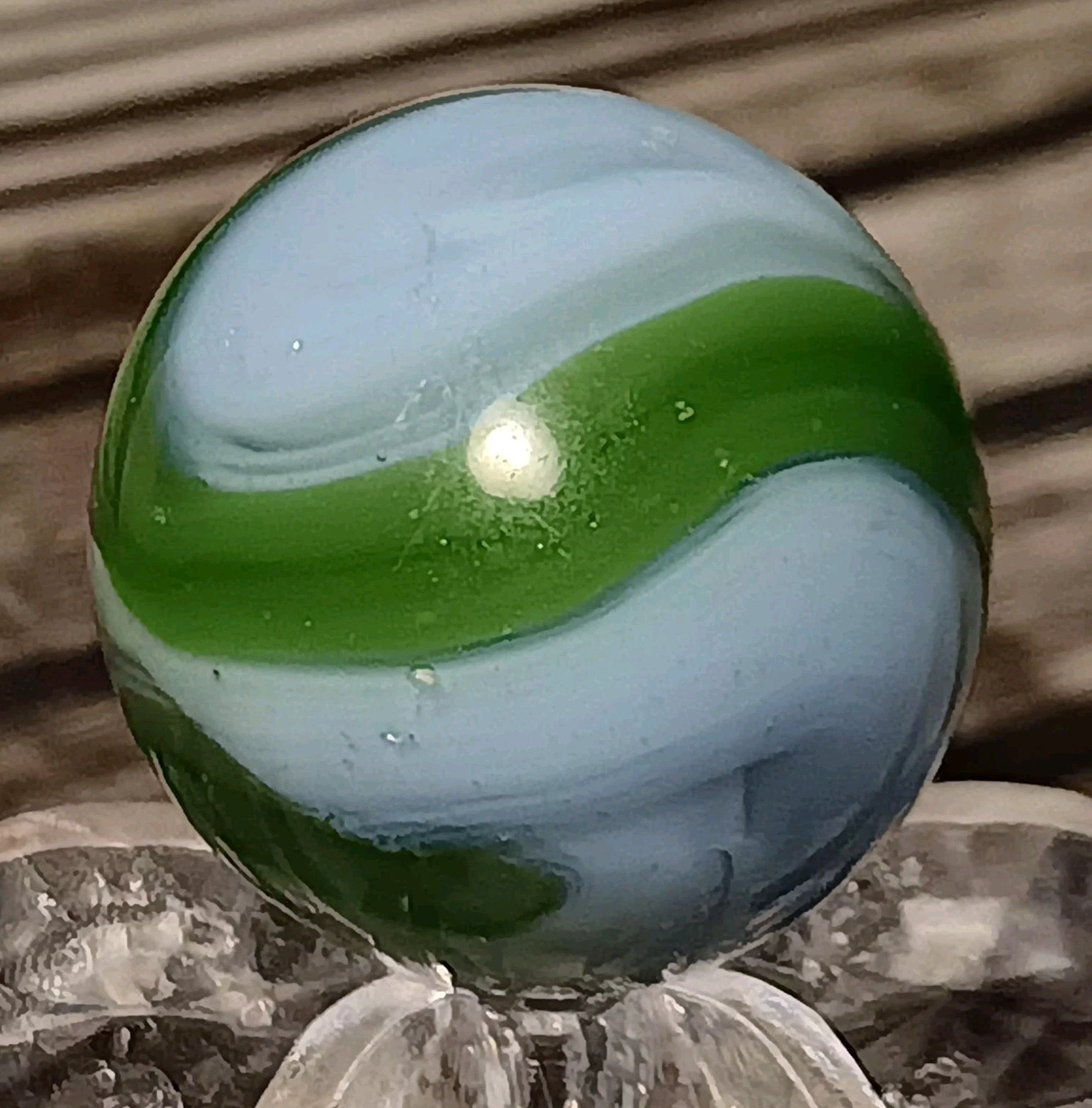 West Virginia Swirl Marble. Ravenswood, Champion, Heaton, Alley Agate. .60″ Nm