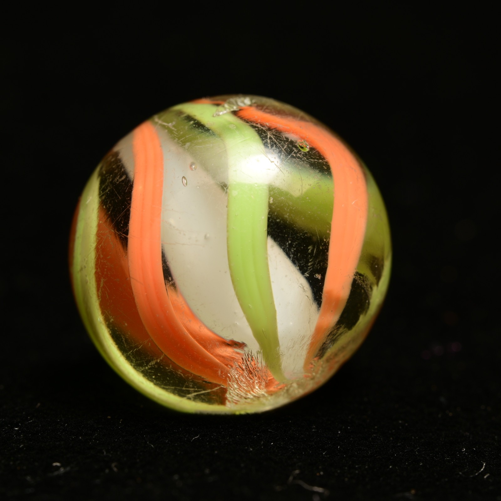 Solid Core German Handmade Antique Marble English Style Contrast 17.6mm 11/16”