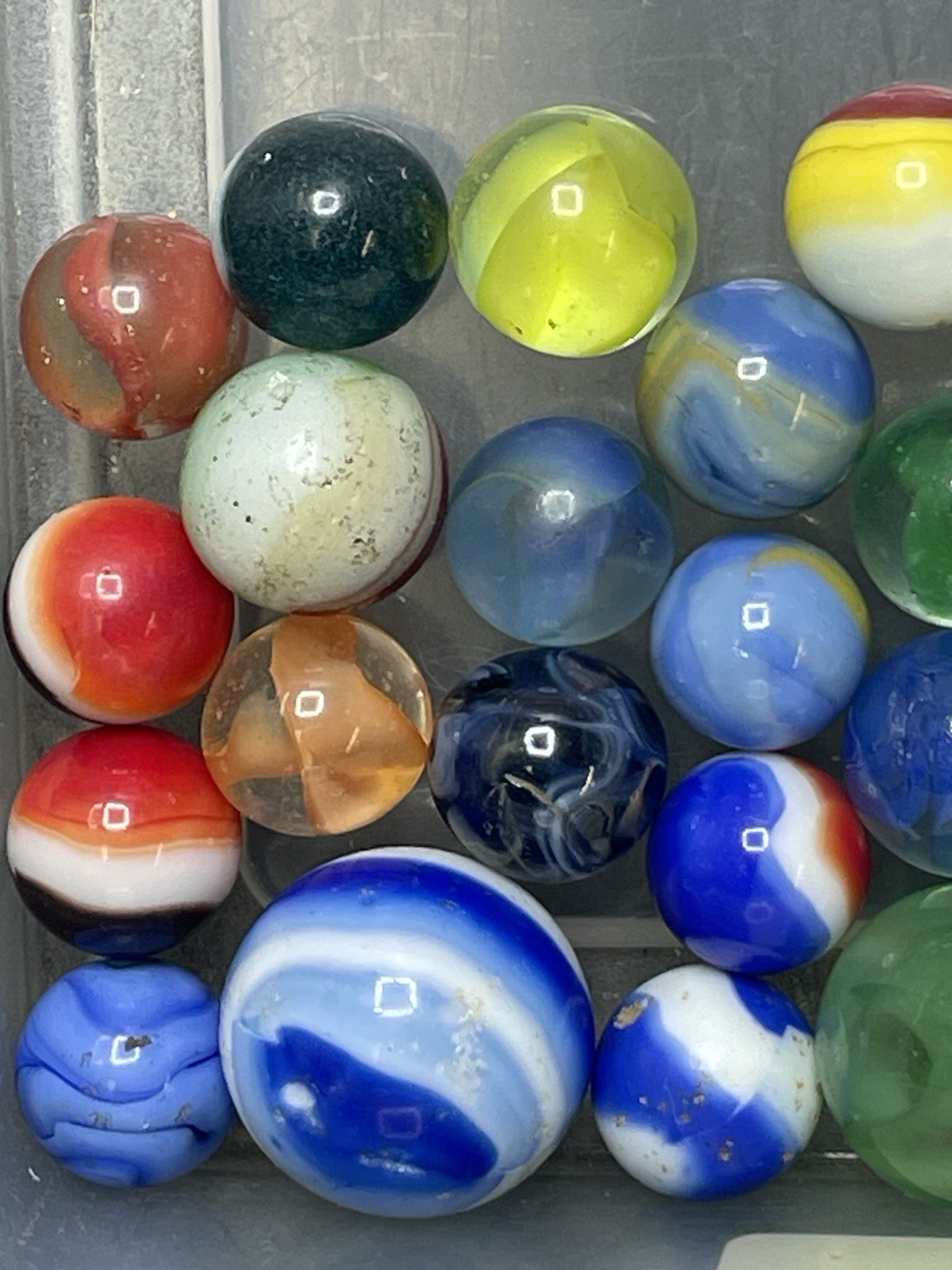 VINTAGE MARBLES LOT 50 pc AKRO AGATE MARBLE KING PELTIER PATCH SWIRL d