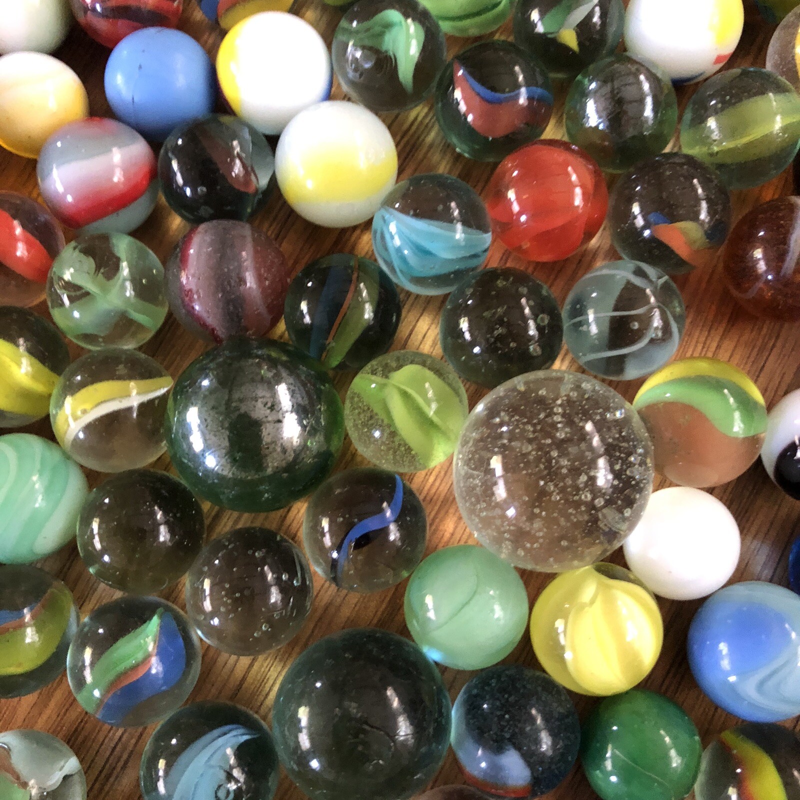 Vintage Lot Of over 150 Marbles Multiple Sizes and Colors Swirls, Solid’s
