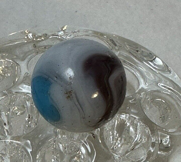 19/32 LIGHT BLUE OPAQUE WHITE RED/PURPLE SWIRLS OF COLOR SHOOTER MARBLE
