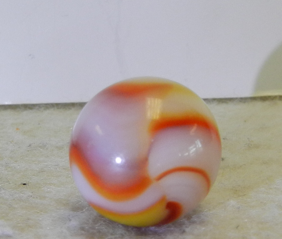 #16452m Vintage Peltier Glass NLR Ketchup and Mustard Marble Mint Minus