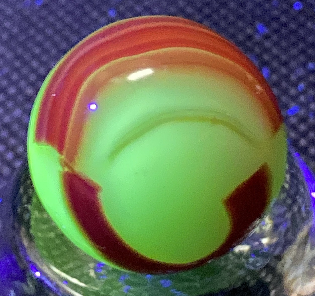 SUPER RARE XHTF “RAINBOW RED” MARBLE KING URANIUM GLOW UV SHOOTER SIZE .83″ M639