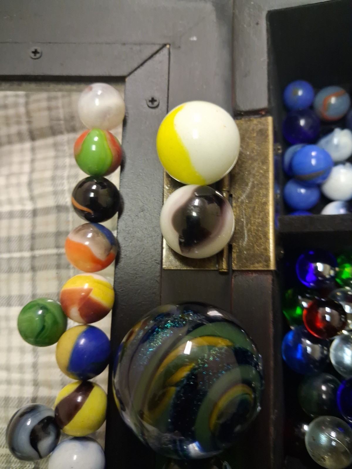 huge lot vintage marbles Different Makers