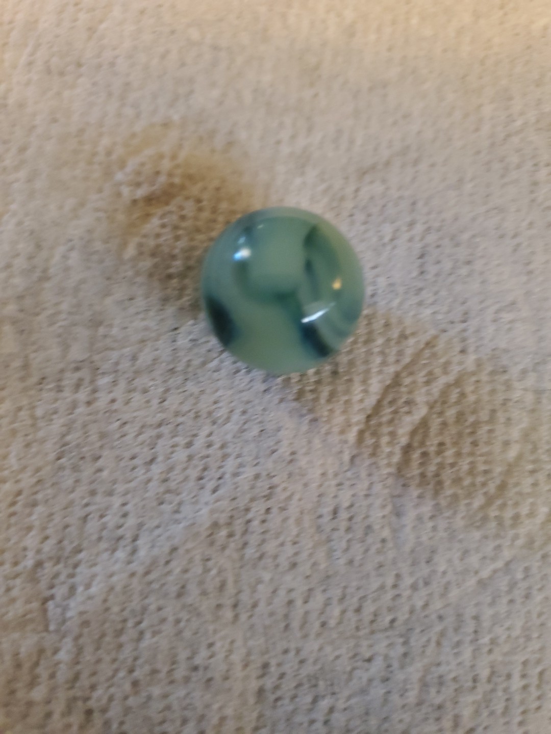 Christain Alley Agate White & Green Swirls