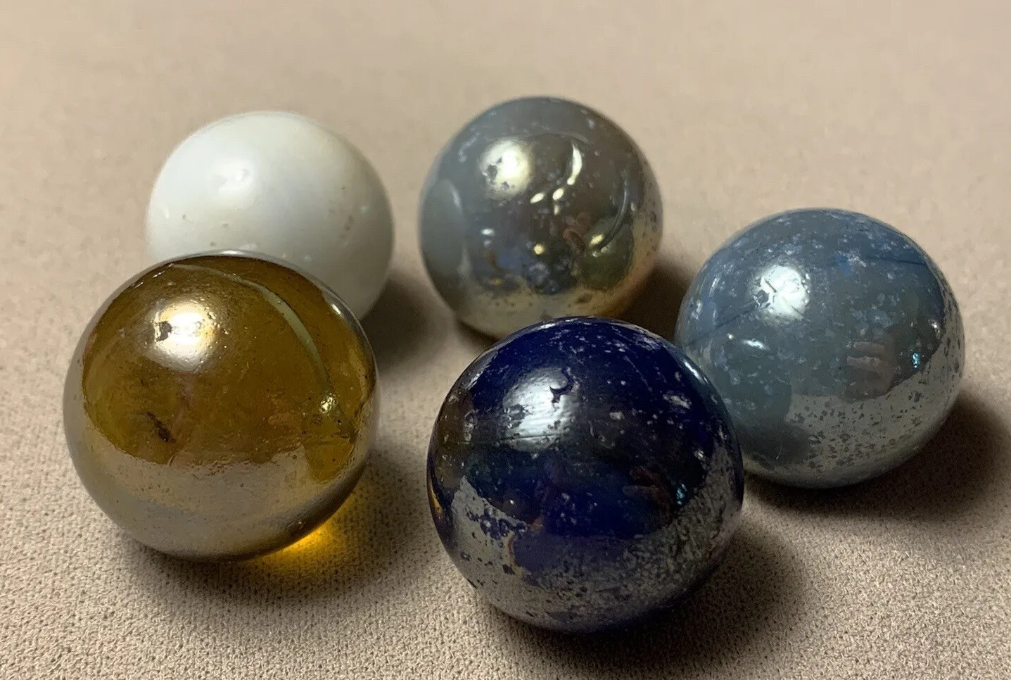 5 Vtg Vacor Blue White Gold Iridescent Transparent Shooter Marble Job Lot 1.019”