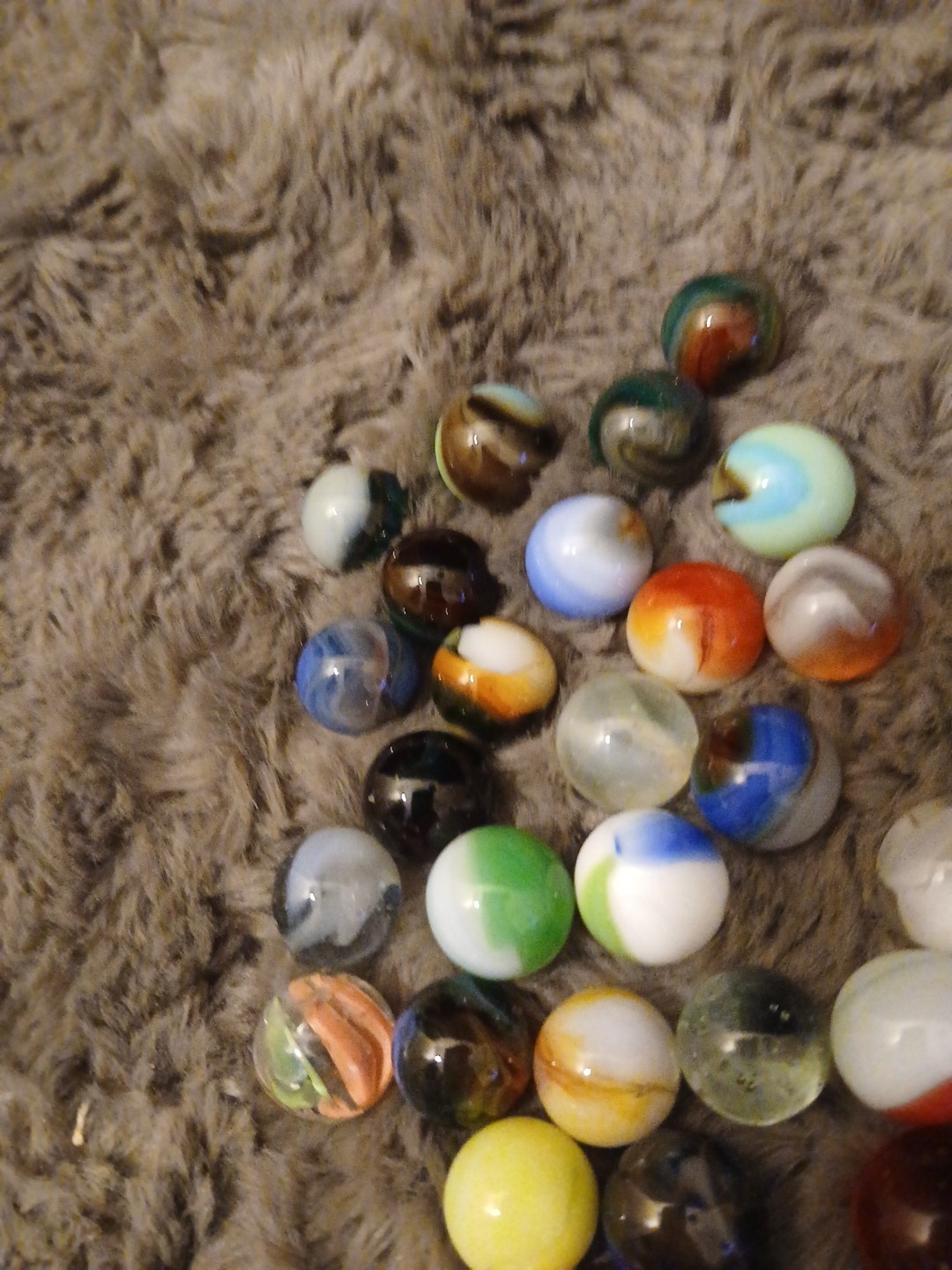Mixed Marbles Lot of 100+ Various Sizes Colors Good Condition