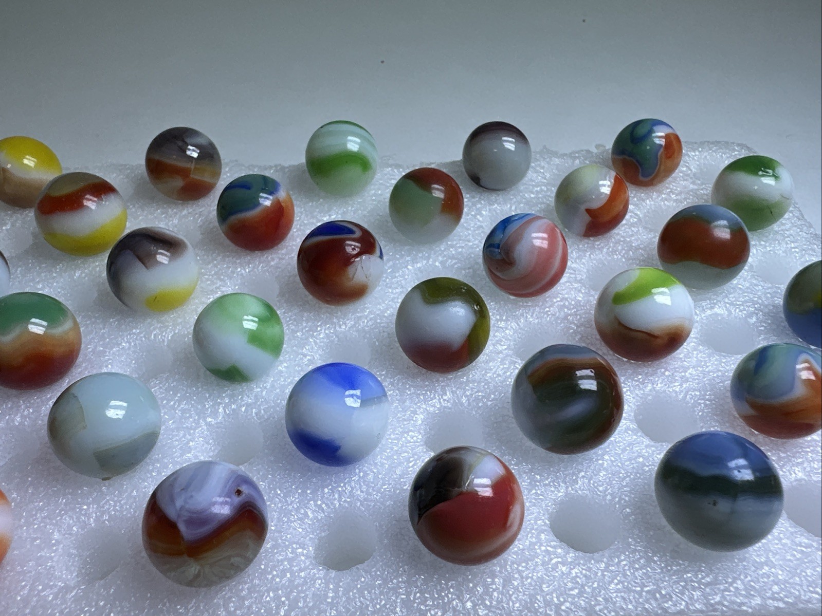348 Awesome Mixed Lot Of 30 Vintage Vitro Agate Marbles!