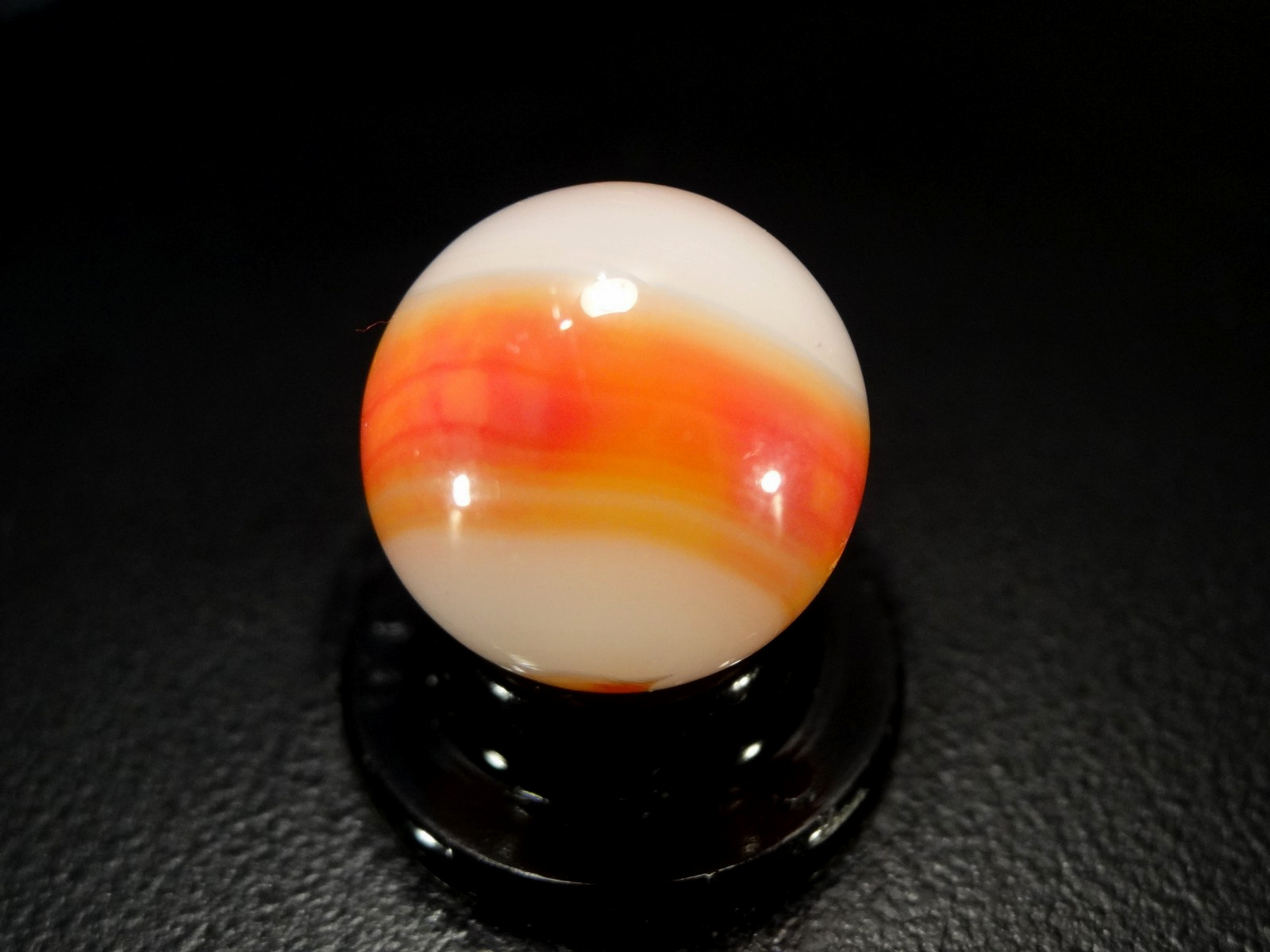AKRO AGATE MOLDED AKRO TRI COLOR WET MINT VHTF! (very cool)