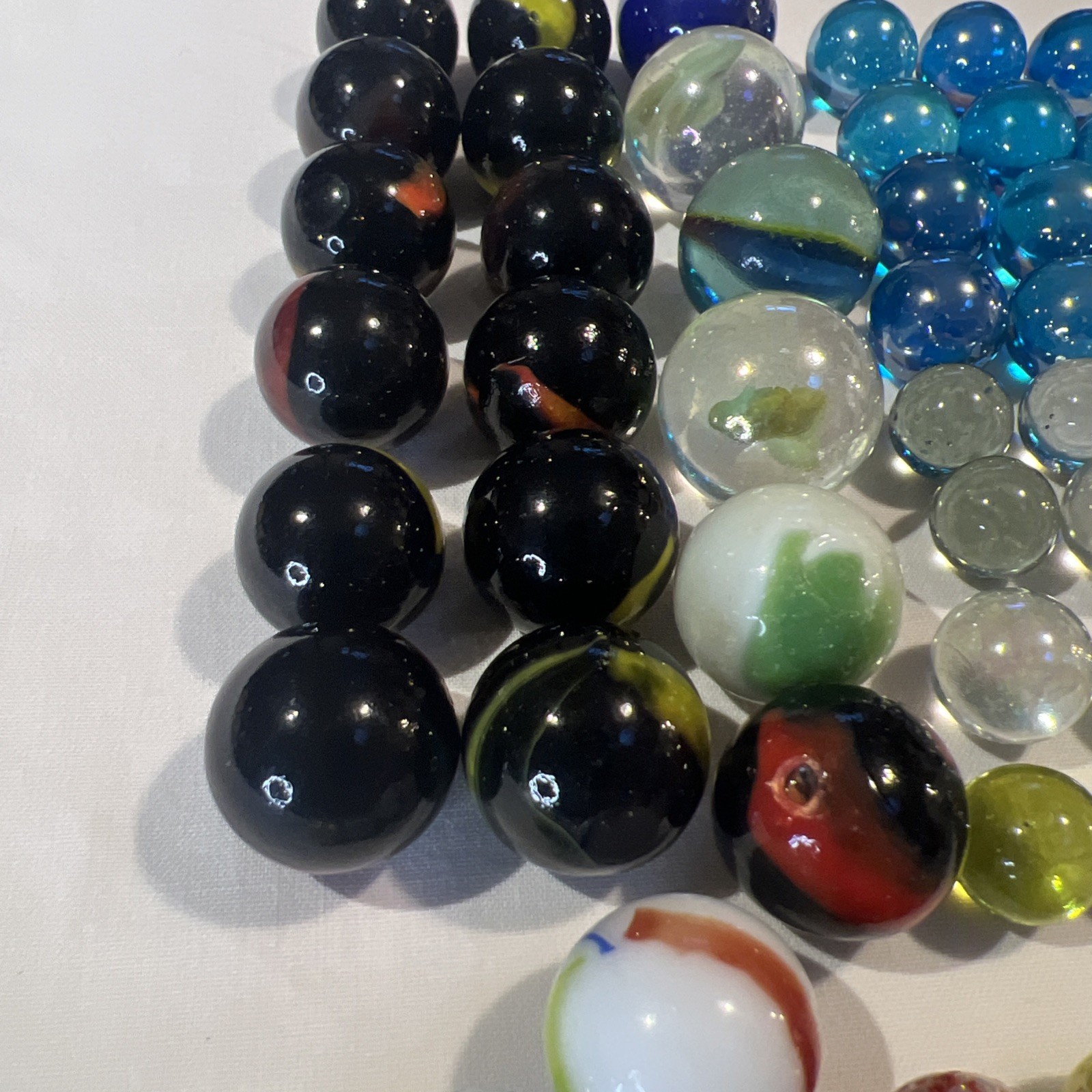 118 Vintage Glass Marbles Cat’s Eye Spotted Black Blue Frost Small to Large