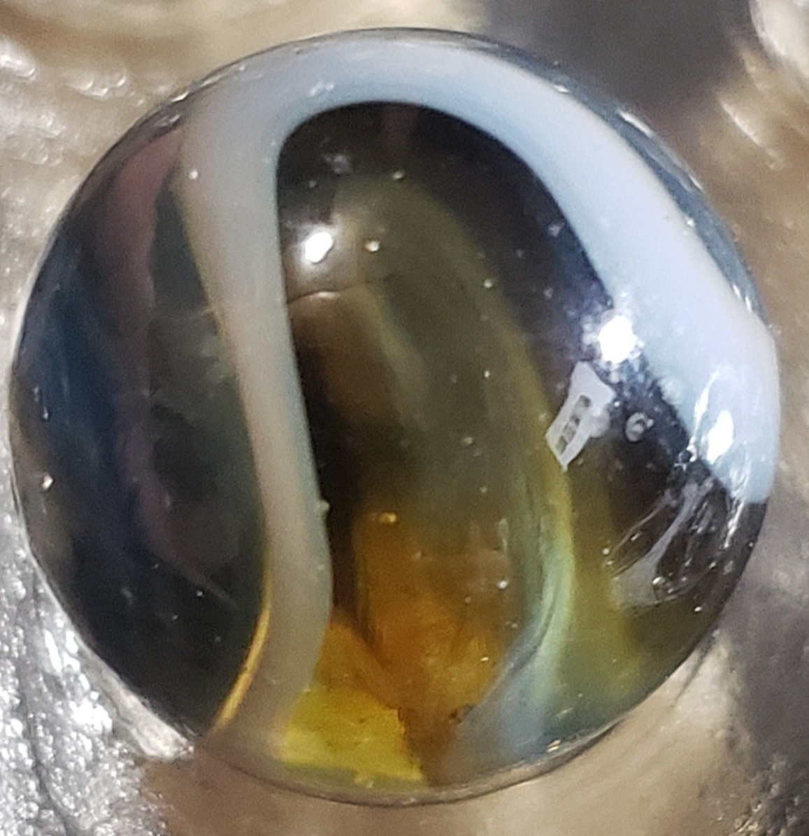 HTF GORGEOUS Akro Agate Blue n Gray Popeye HYBRID Amber Base WET MINT SZ 5/8