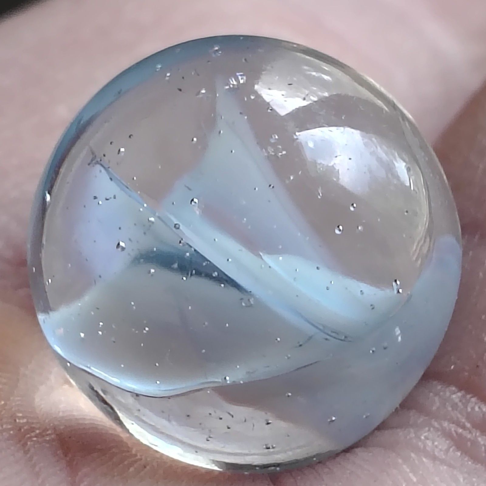 Vintage Fancy Four Vein 0.59″ White Blue Cats Eye Marble Ox Hair? Peltier Glass