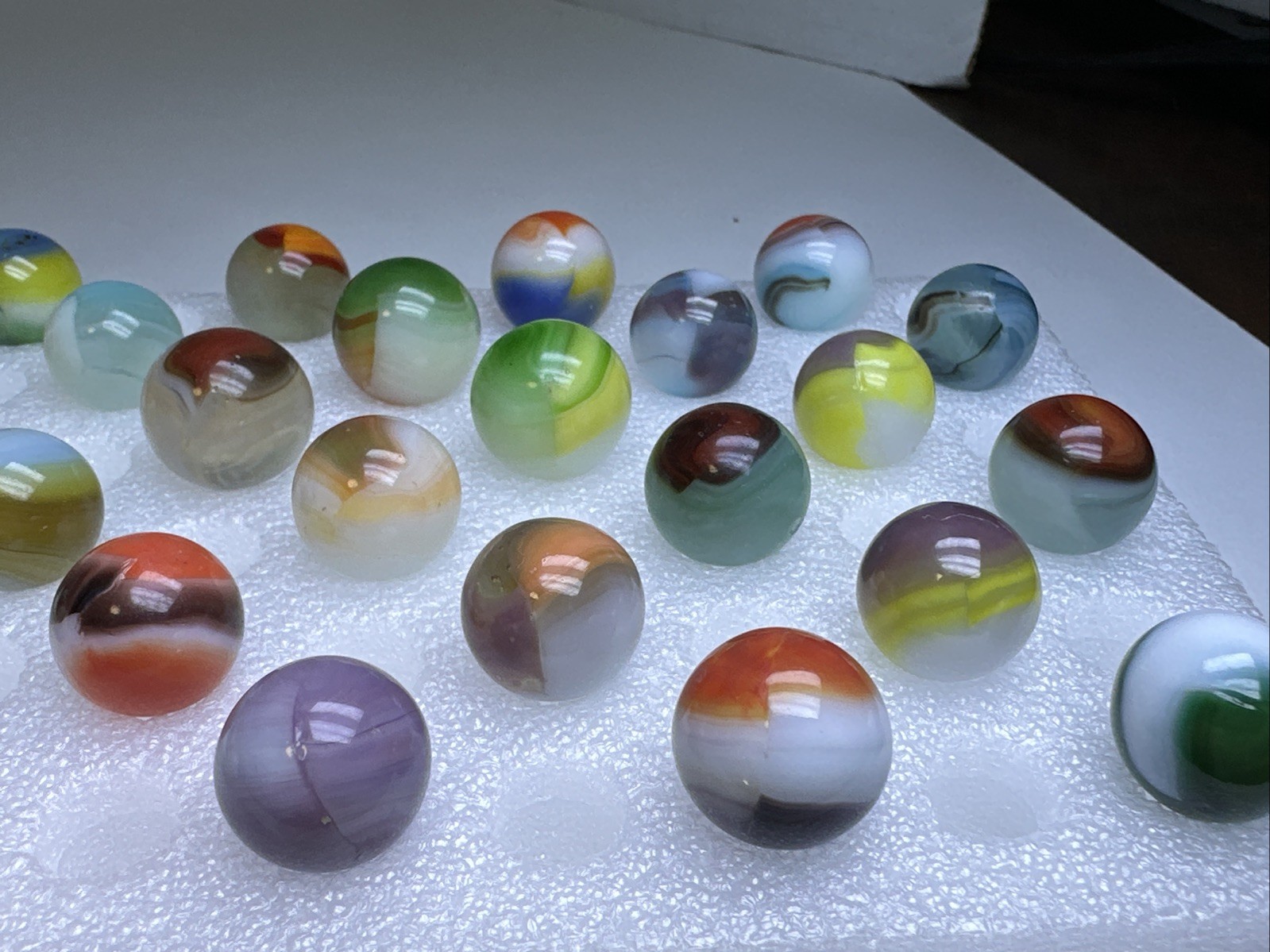 273 Awesome Mixed Lot Of 30 Vintage Vitro Agate Marbles!