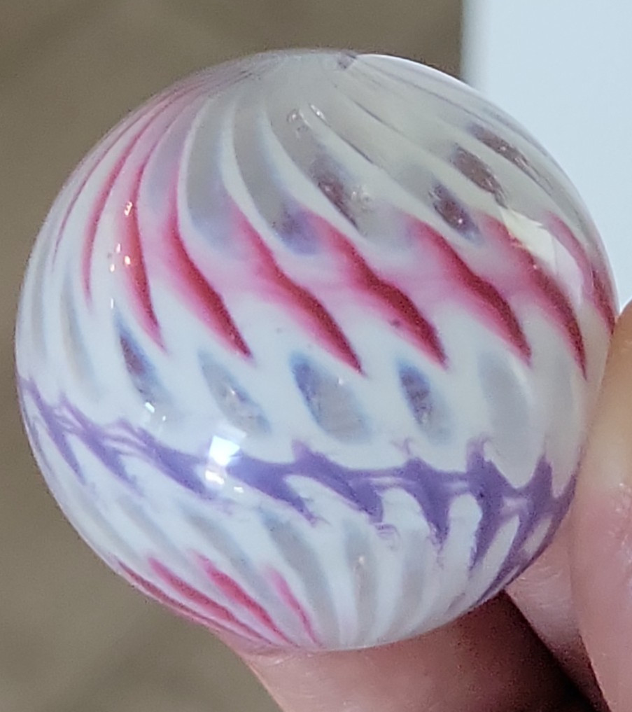 Jim Davis-Davis Marbles Pink White & Purple Swirl 1.5″ Marble w/Orig Glass Stand