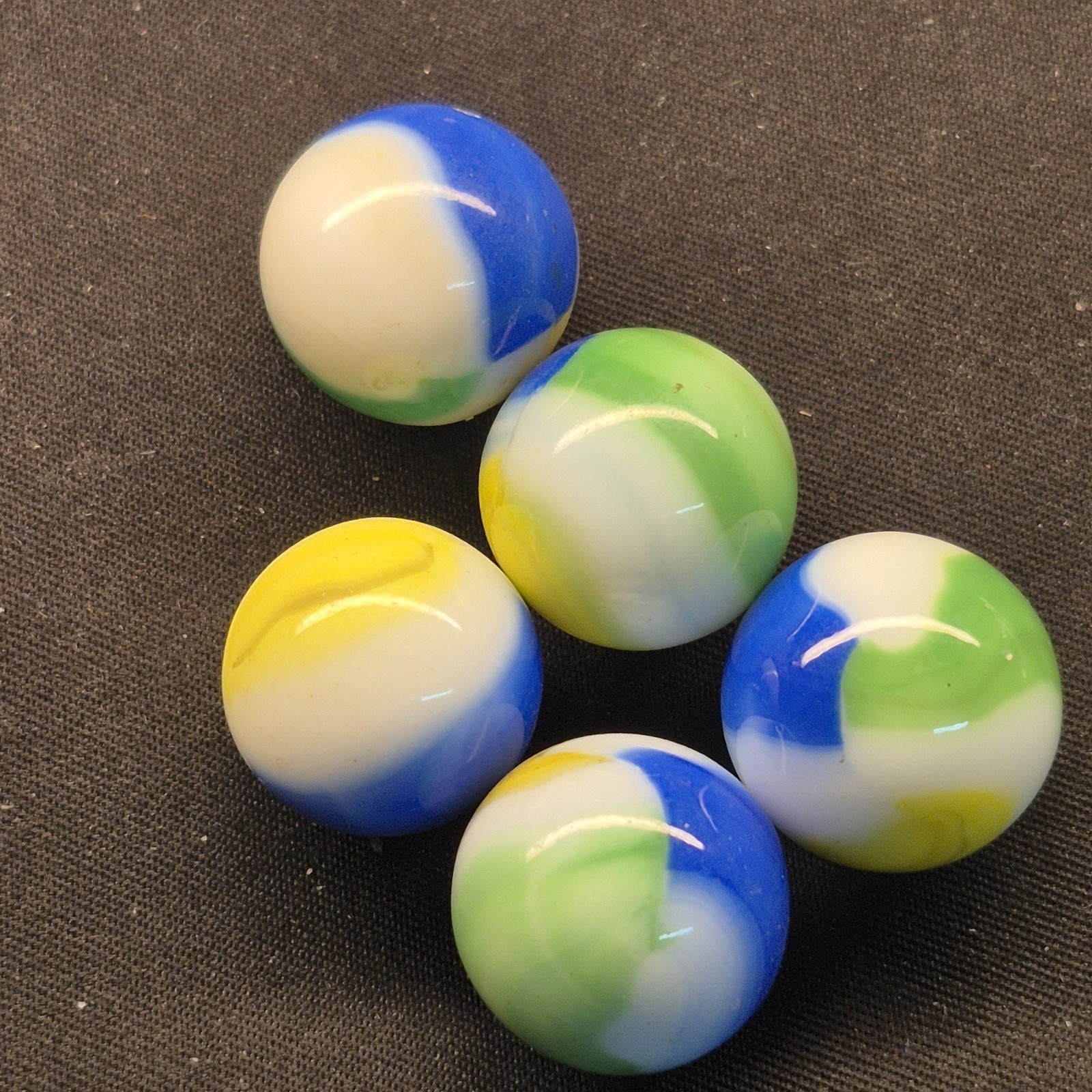 Marble King Rainbo Patch Glass Lot 5 Marbles 5/8″ Near Mint