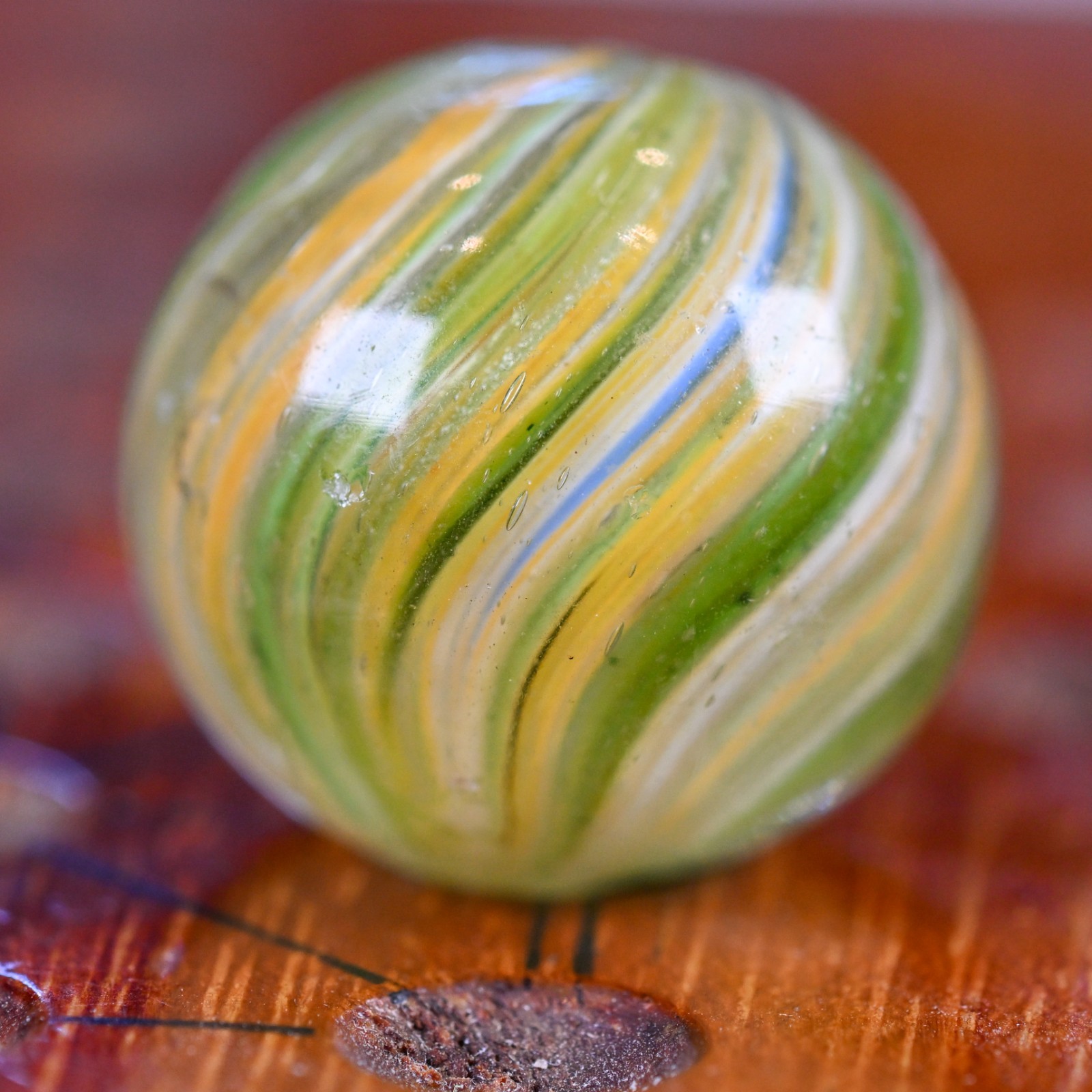 Green Onionskin Marble, Handmade 0.85 in, Near Mint+, 1860-1920 Germany, S1635