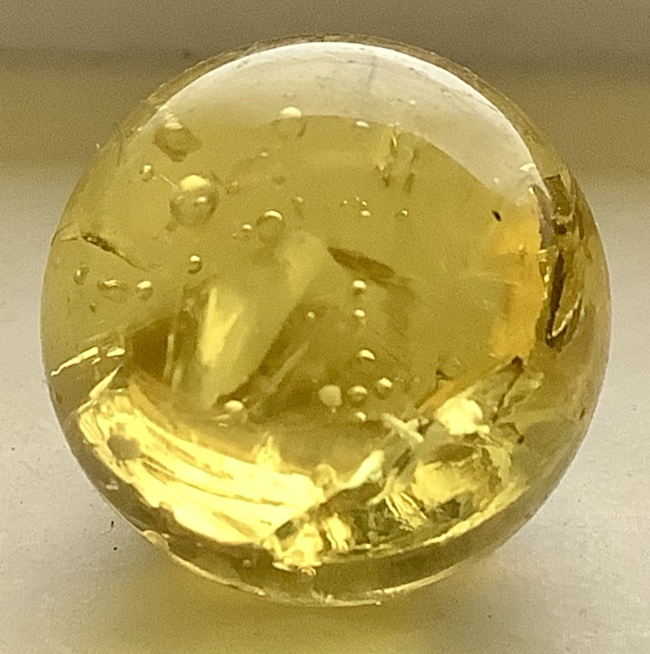 Vintage Estate Gold Vitro Crackle Glass Marble 8/16” Bubbles