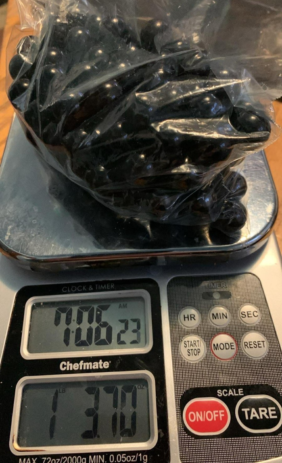 1 lb. 3.7 oz. BLACK GLASS MARBLES