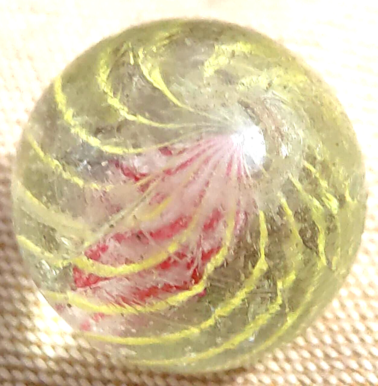 OLD SAME CANE 0.74″& 0.525″SOLID CORE PEPPERMINT WITH YELLOW CAGE &YELLOW BASE