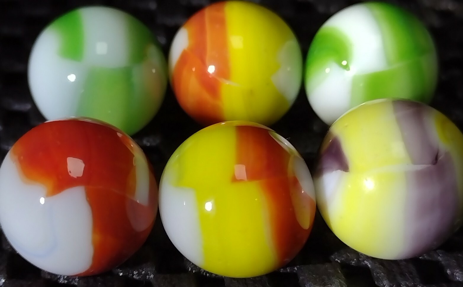 .65″- VINTAGE MARBLE KING MARBLES- LOT OF 6 NM+