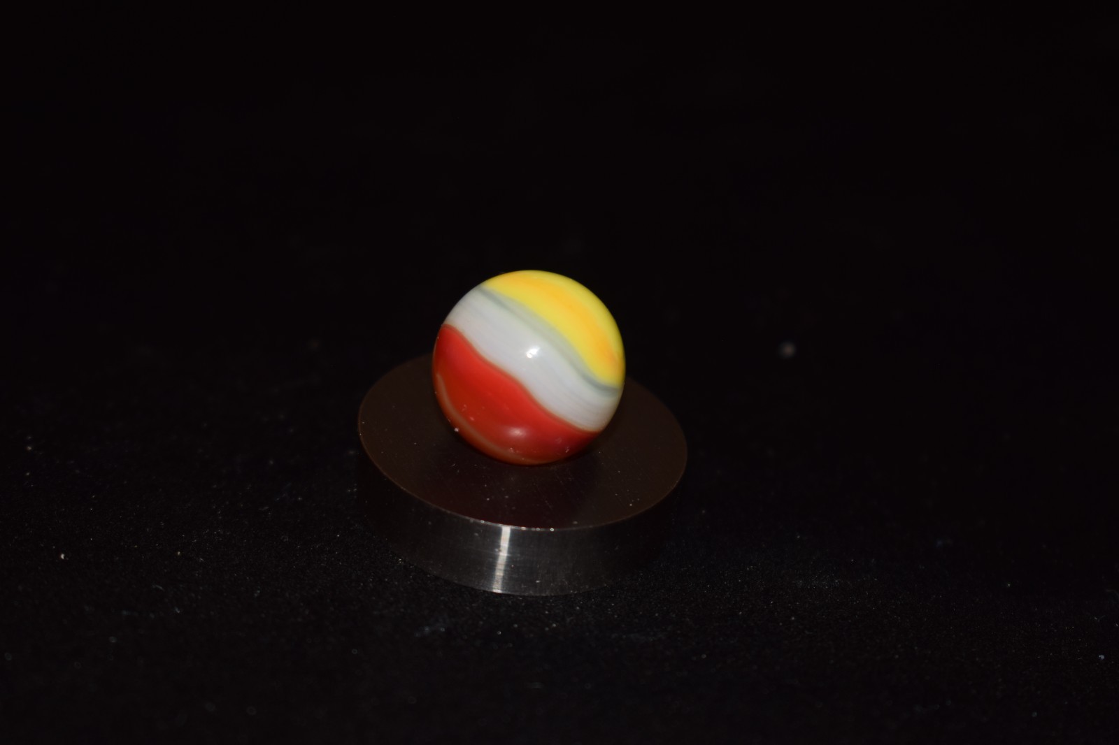 🧐👉Vintage Peltier Glass NRL Sunrise Translucent Marble .578″=37/64″ Mint