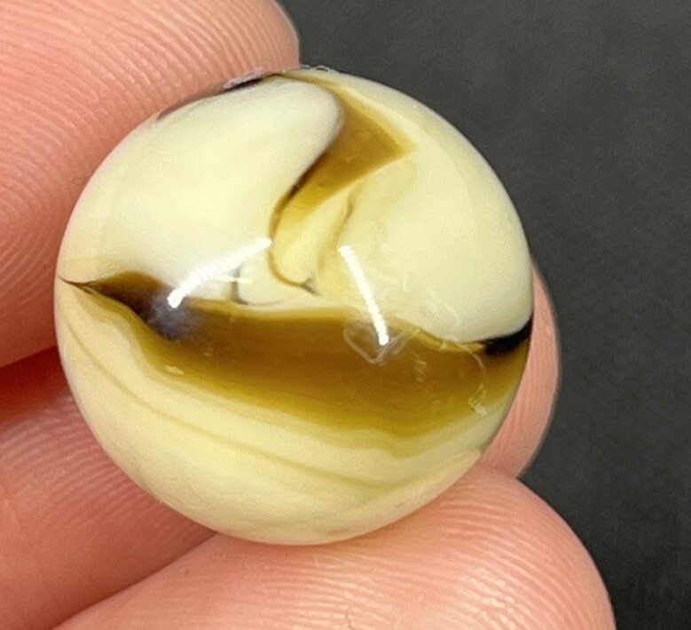 Vintage Agate Christensen Peltier Art Glass Swirl Marble .6” Creamy Honey