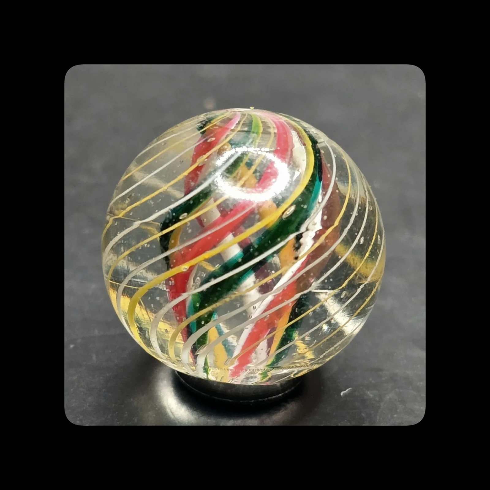 ~Mic’sMibs~25/32″ Uncommon Faceted SIX ribbon Swirl Shooter w/ bi colour cage M-