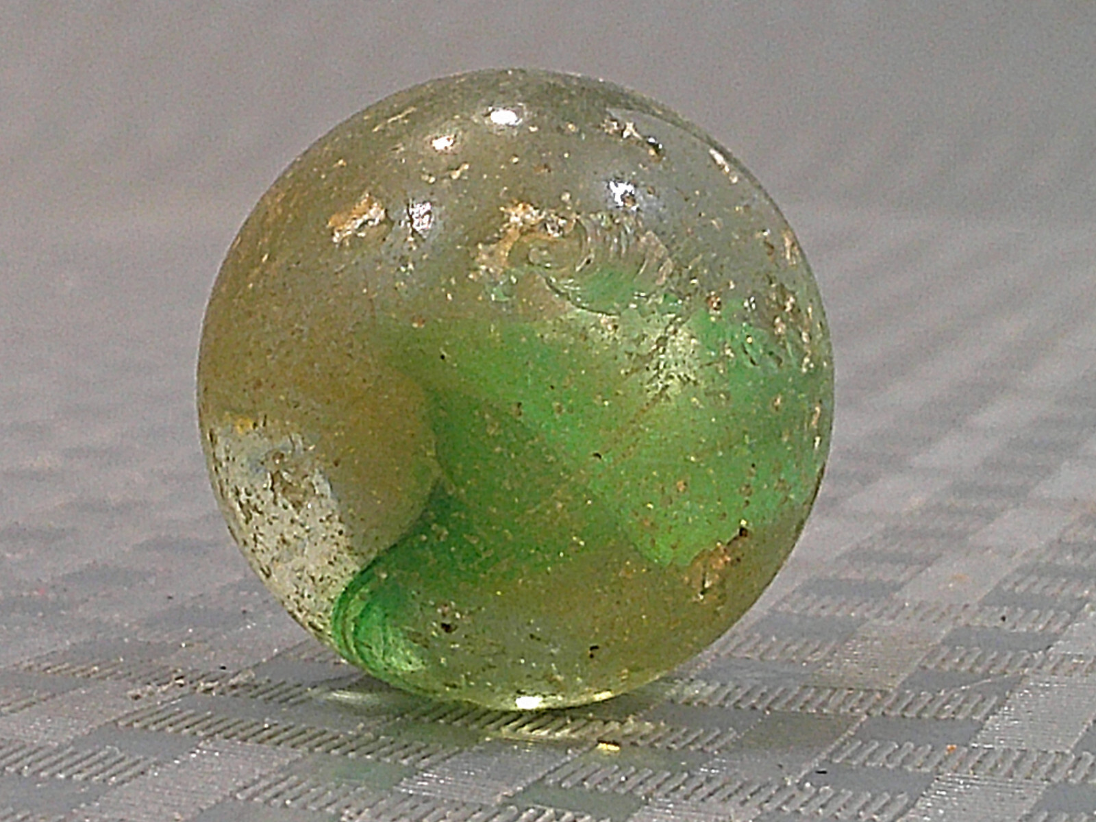 Vintage 1940s Green Clear Cat’s Eye Marble Banger Shooter Boulder Bonker Masher