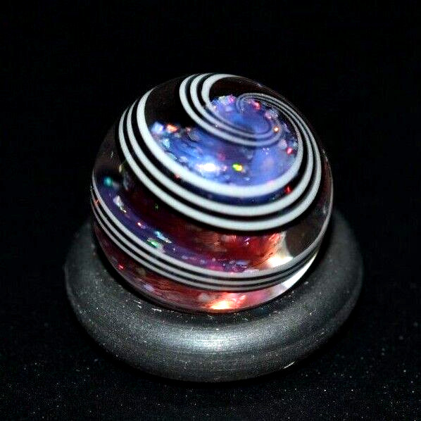 BRYAN TRILLAS GLASS MARBLE/.509″LAVENDER ZEBRA-BLACK/WHITE THIN RIBBONS,DICHROIC
