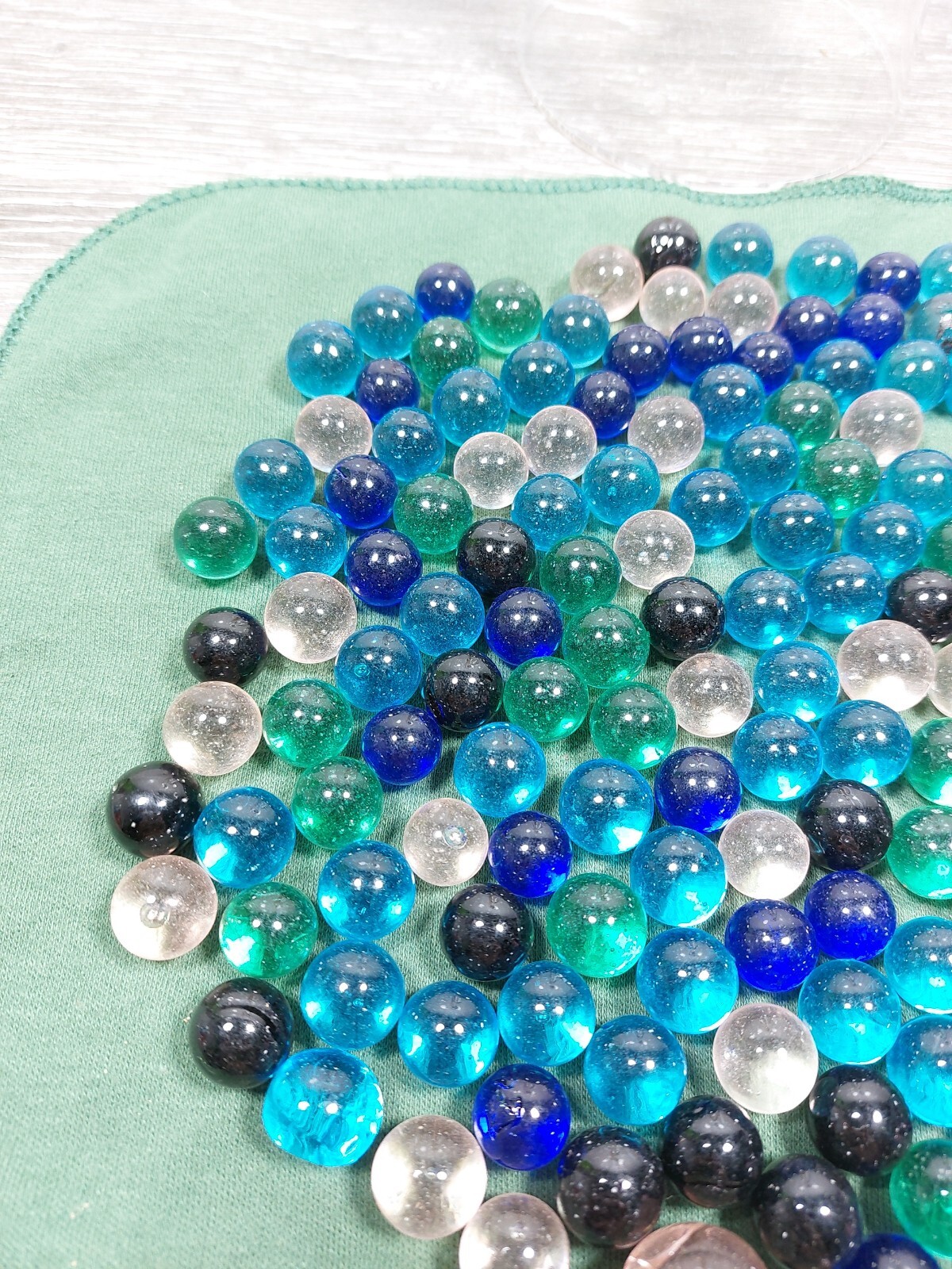 Lot of 189 – Vintage Marbles Pre 1980’s Solid Color with imperfections 1lb 8.5oz