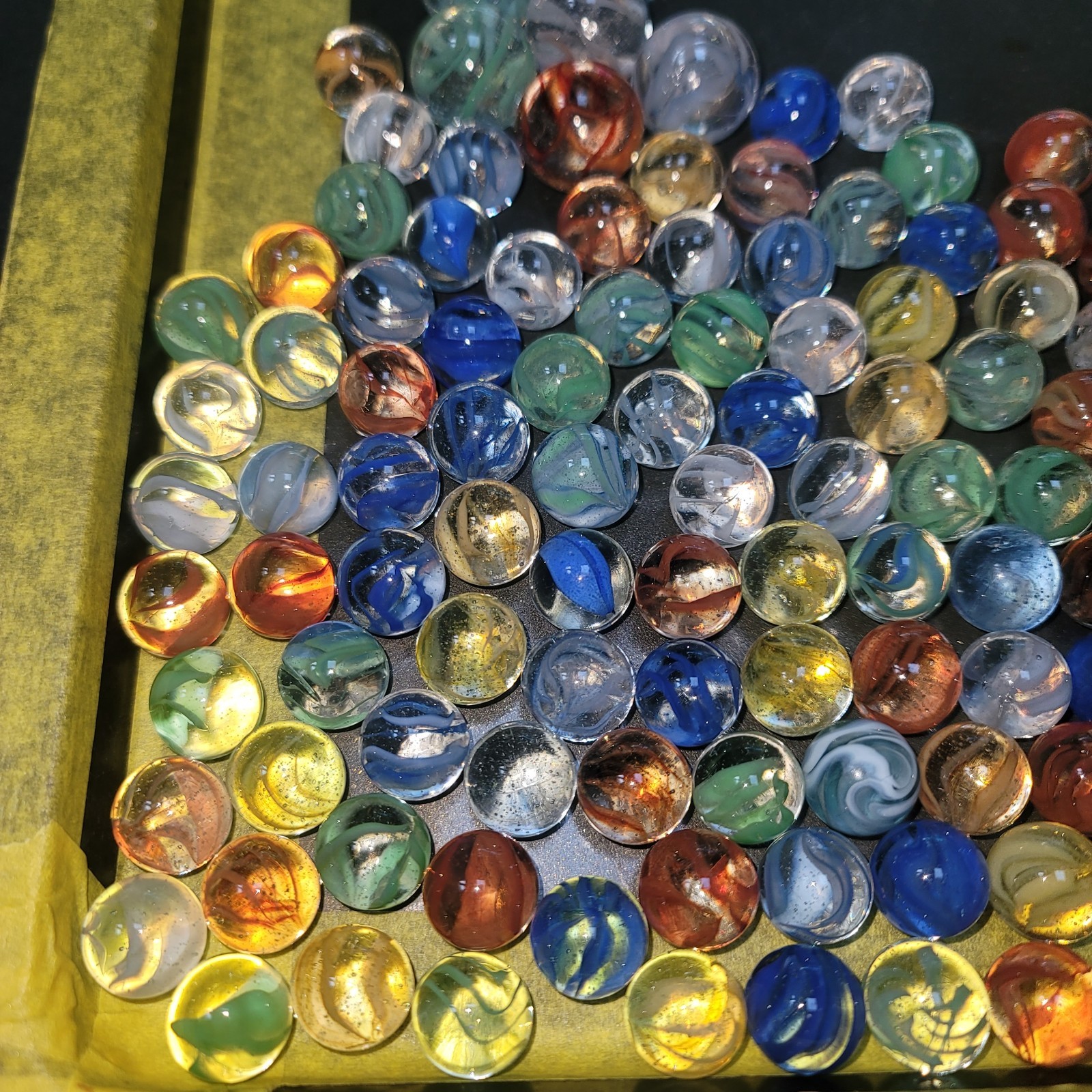 Vintage Marbles Lot Of 146pcs. Vitro Horseshoe Cat Eye Collection. 15mm-22mm